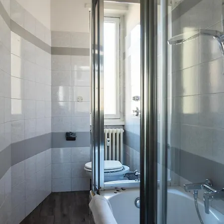 Youhosty - Populonia 10 Milan Exterior photo